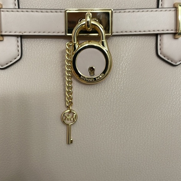 NWT Michael Kors Hamilton Medium Satchel Pink - Picture 2 of 9